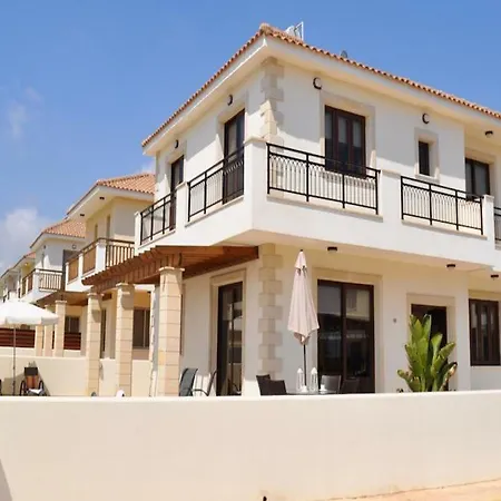 Oceanview Luxury 166 Apartment Pernera