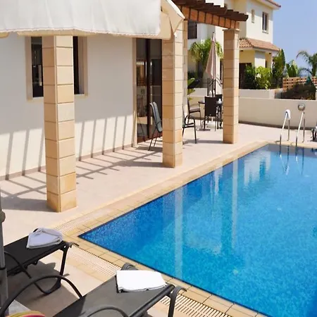 Oceanview Luxury 166 Pernera