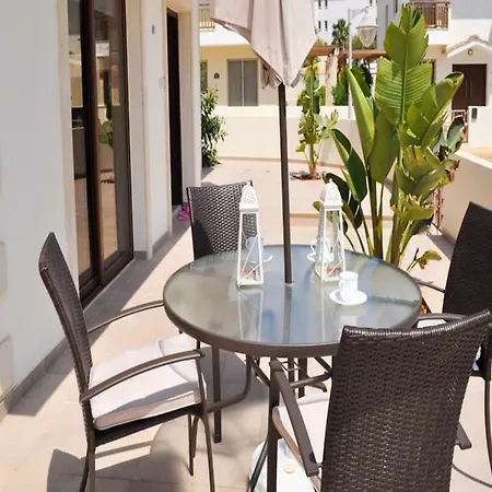 Oceanview Luxury 166 Apartment Pernera