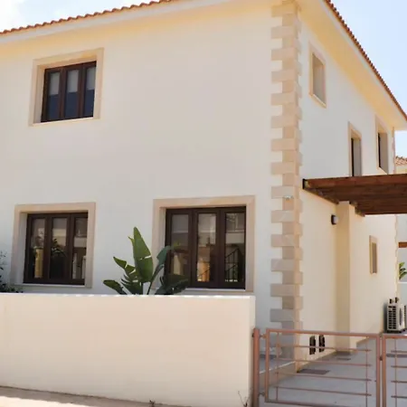 Oceanview Luxury 166 Apartment Pernera