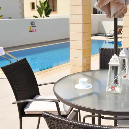 Oceanview Luxury 166 Apartment Pernera